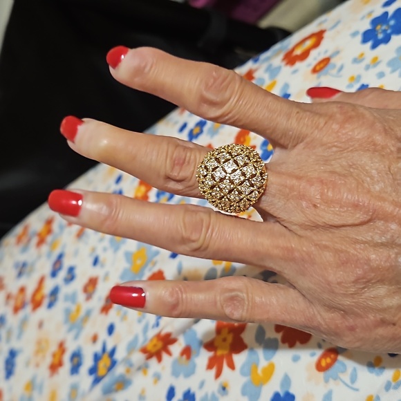 NWOT GOLDEN COCKTAIL RING SZ 6 - Picture 3 of 4